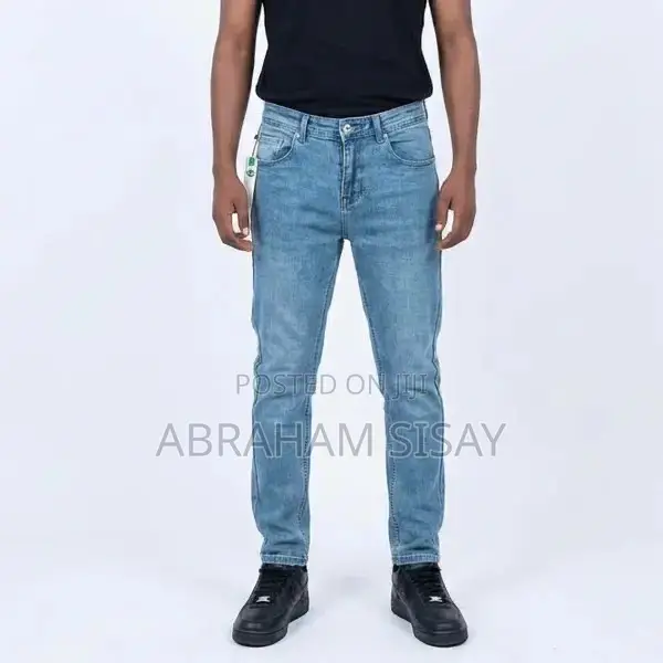 The Essential Textured Chino Kaki Jeans Light Gray