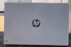 New Laptop HP OmniBook 5 14" 16GB Intel Core 5 SSD 1T