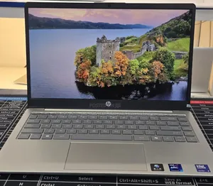New Laptop HP OmniBook 5 14" 16GB Intel Core 5 SSD 1T