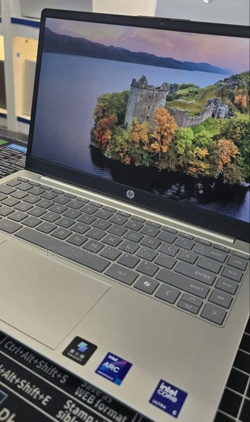 New Laptop HP OmniBook 5 14" 16GB Intel Core 5 SSD 1T