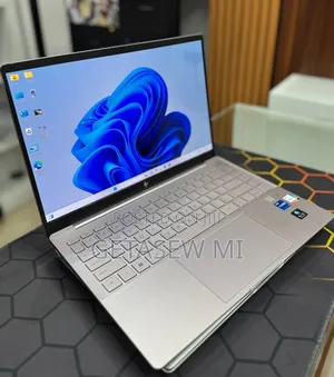 New Laptop HP Pavilion 14 16GB Intel Core i7 SSD 1T