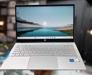 New Laptop HP Pavilion 14 8GB Intel Core i5 SSD 512GB