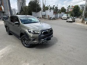 Toyota Hilux 2021