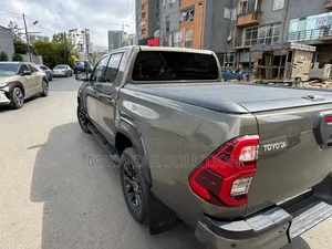Toyota Hilux 2021