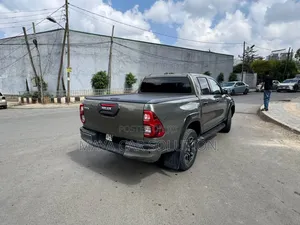 Toyota Hilux 2021