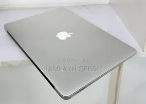 New Laptop Apple MacBook Air 2012 4GB Intel Core i5 SSD 128GB