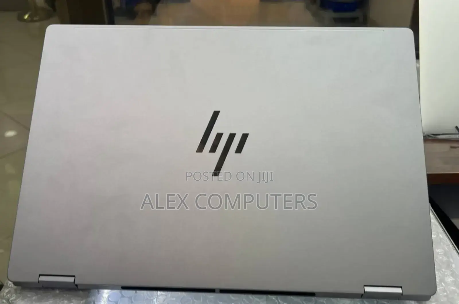 New Laptop HP OmniBook 5 Flip 14-fp0023dx 16GB AMD Ryzen 5 SSD 512GB