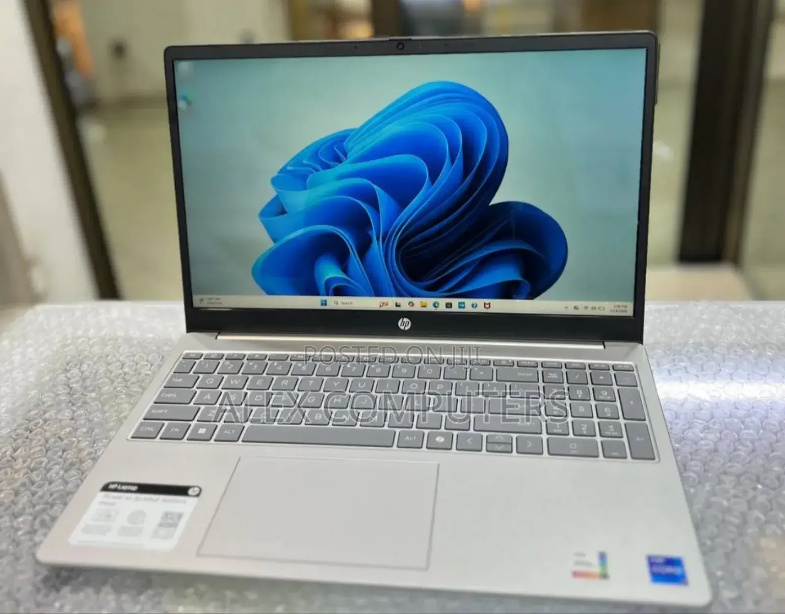New Laptop HP Stream Notebook 16GB Intel Core i7 SSD 512GB