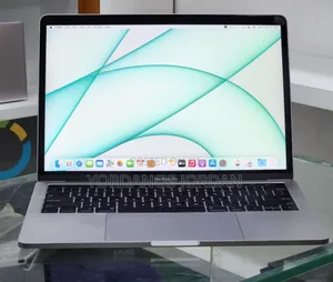 New Laptop Apple MacBook Pro 2019 16GB Intel Core i7 SSD 1T
