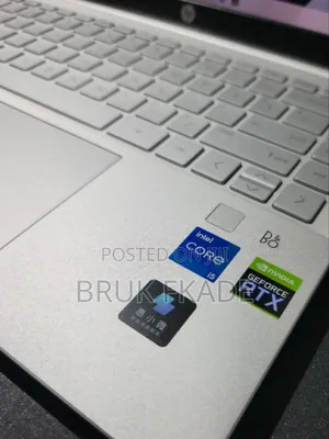 New Laptop HP Pavilion 14 16GB Intel Core i5 SSD 512GB