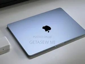 New Laptop Apple MacBook Air 2025 M4 15-inch 16GB Apple M4 SSD 256GB