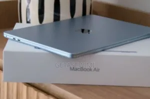 New Laptop Apple MacBook Air 2025 M4 15-inch 16GB Apple M4 SSD 256GB