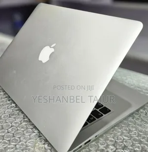 New Laptop Apple MacBook 2014 8GB Intel Core i7 SSD 512GB