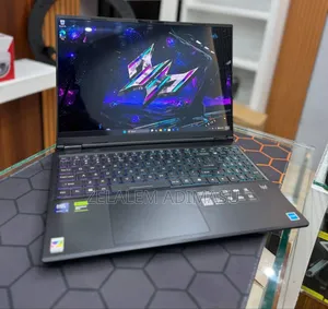 New Laptop Acer Predator Helios Neo 16 32GB Intel Core Ultra 9 SSD 1T