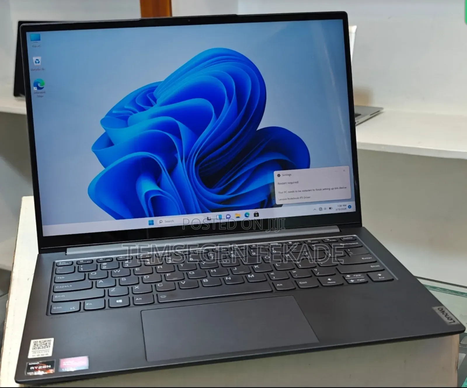 New Laptop Lenovo Yoga 7i 16GB Intel Core i7 SSD 512GB