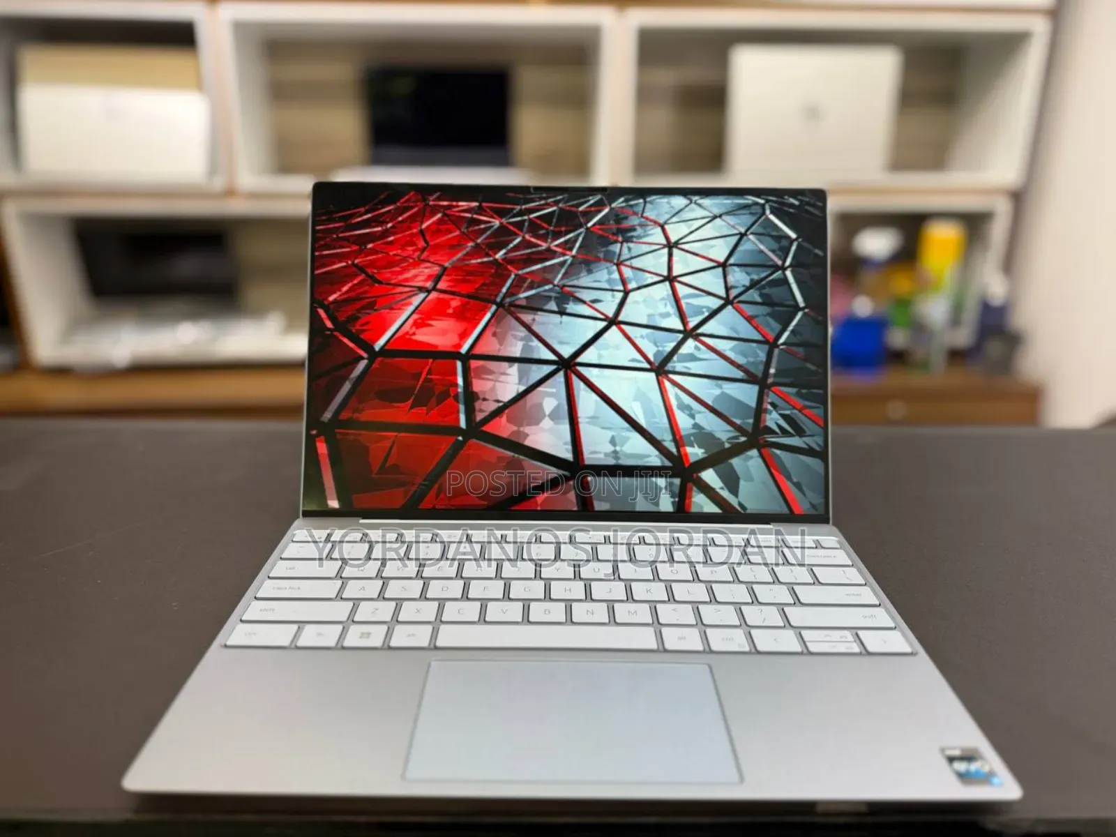 New Laptop Dell XPS 13 8GB Intel Core i5 SSD 256GB