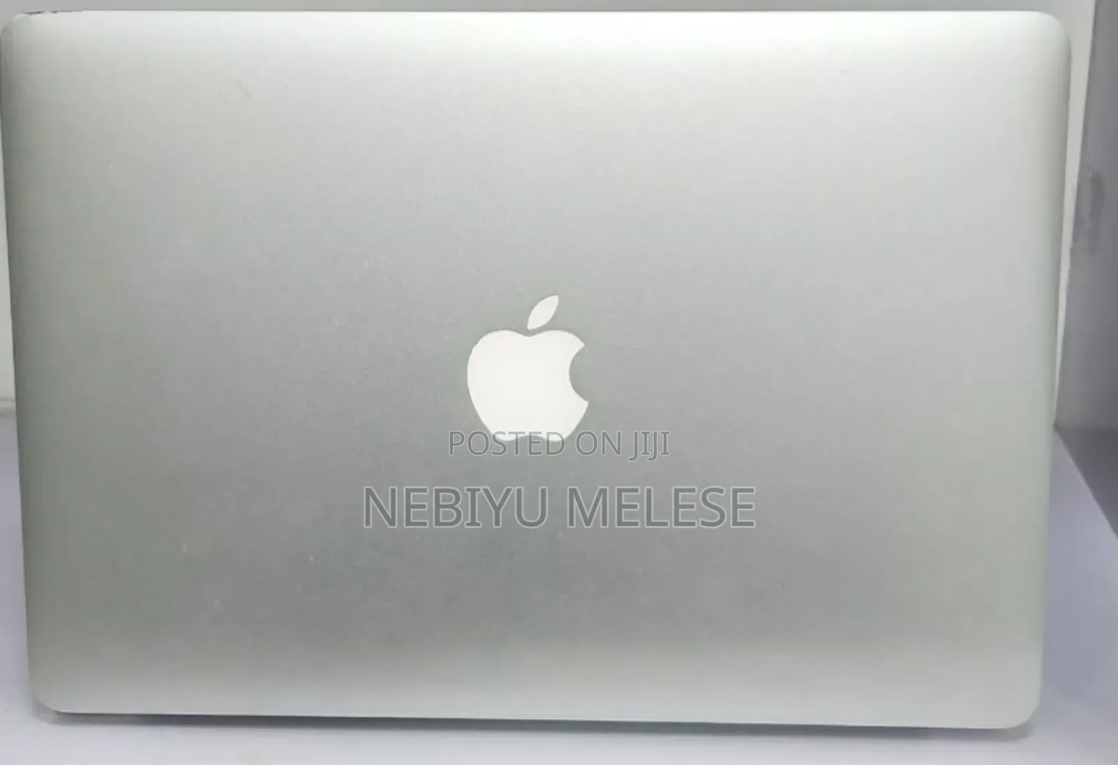 New Laptop Apple MacBook Air 2012 4GB Intel Core i5 SSD 128GB