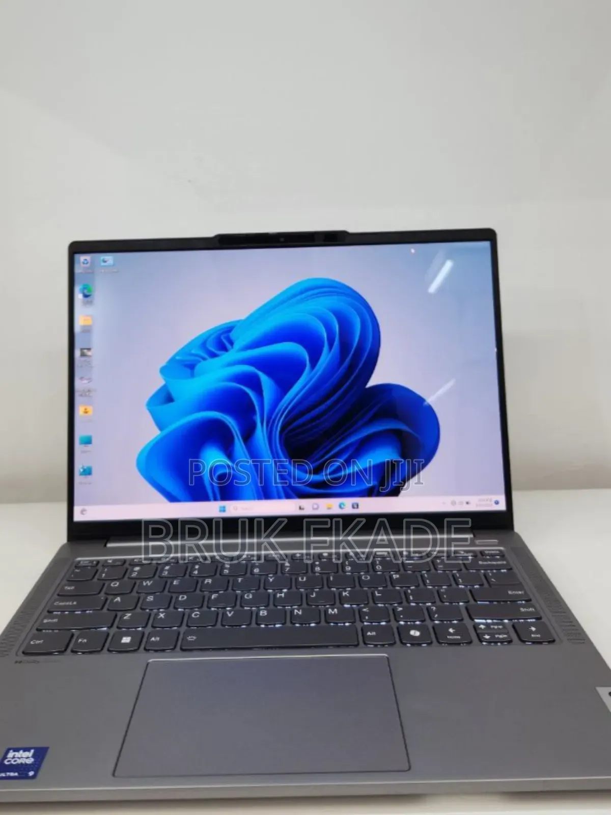 New Laptop Lenovo IdeaPad 1 32GB Intel Core Ultra 9 SSD 512GB
