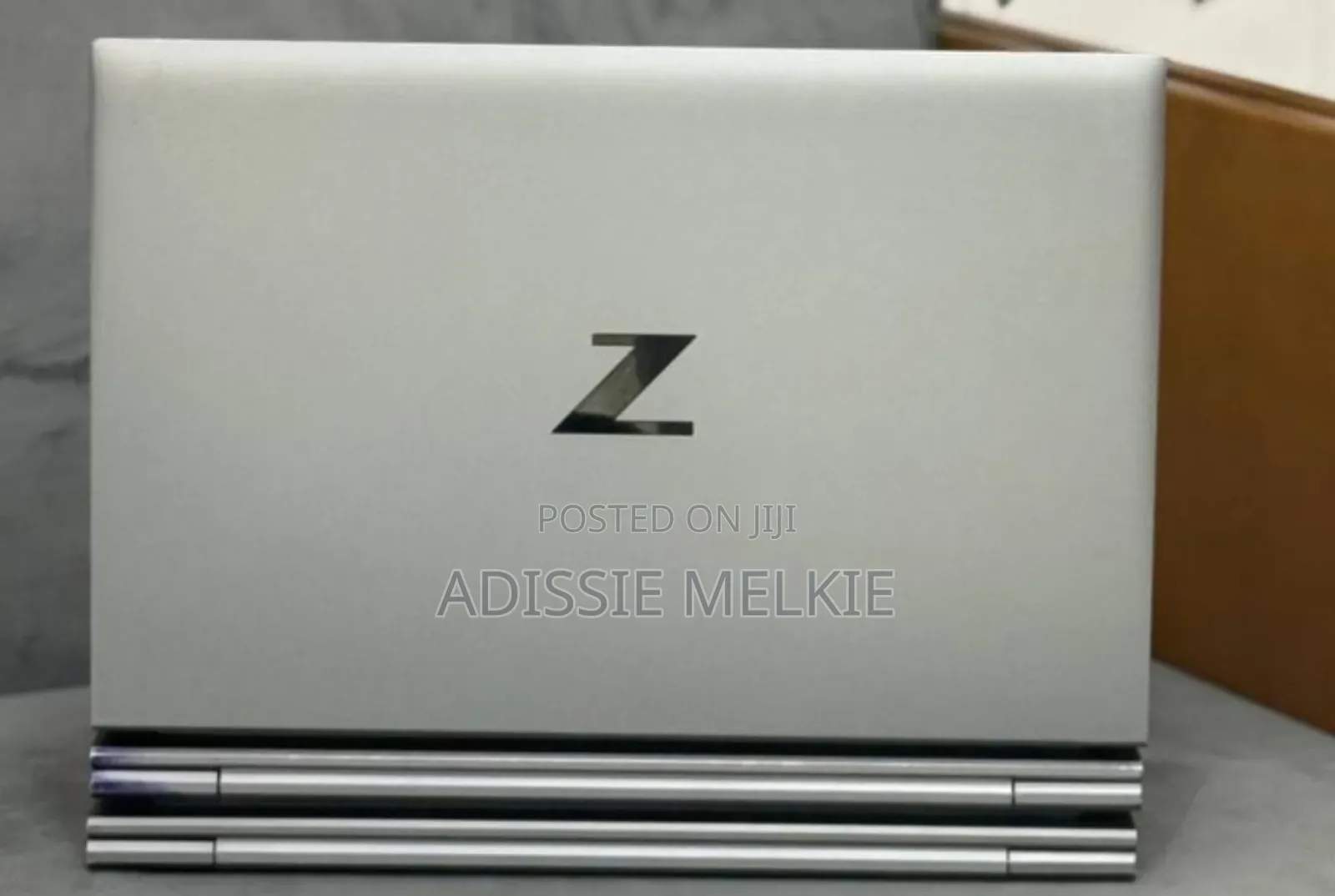 New Laptop HP ZBook Firefly G8 16GB Intel Core i7 SSD 512GB