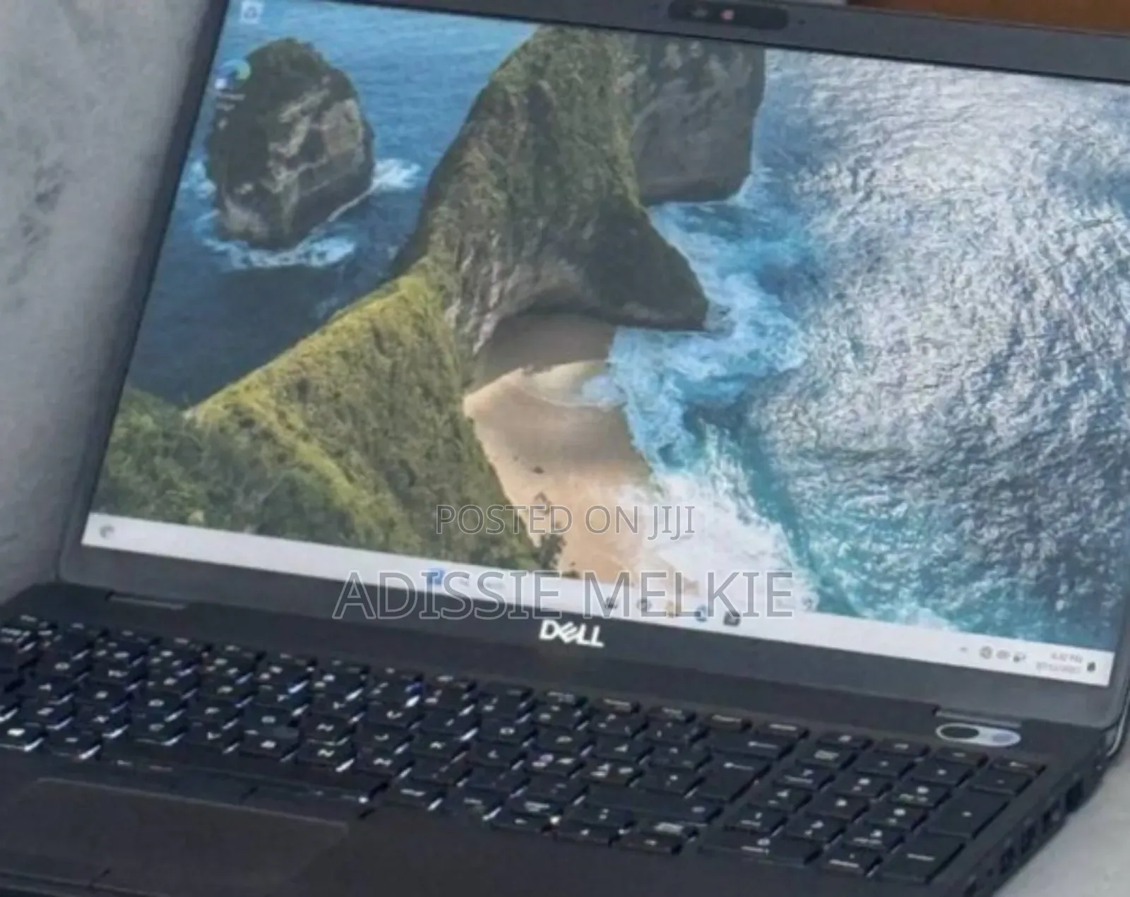 New Laptop Dell XPS 15 8GB Intel Core i5 SSD 256GB