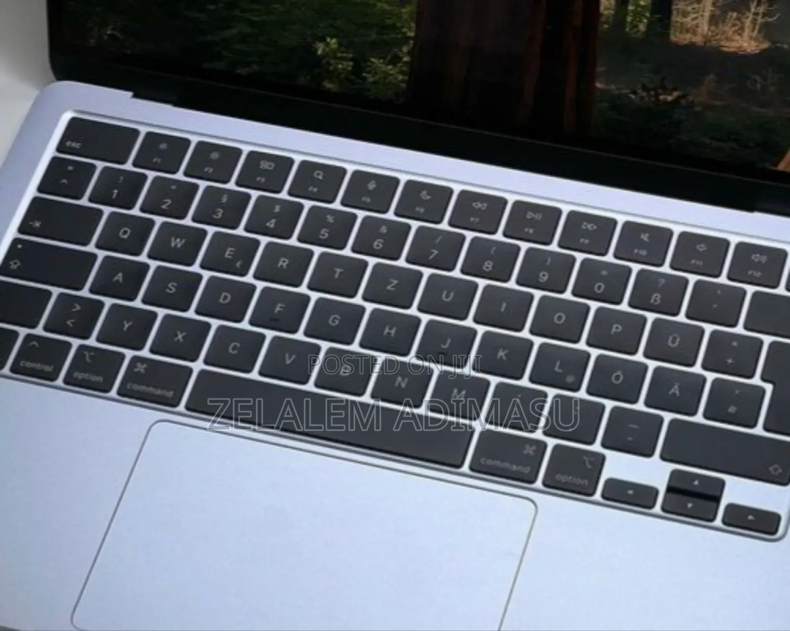 New Laptop Apple MacBook Air 2025 M4 13-inch 16GB Apple M4 SSD 256GB