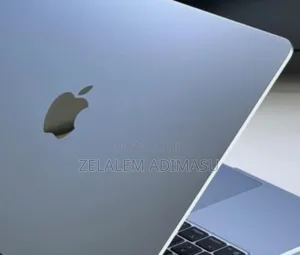 New Laptop Apple MacBook Air 2025 M4 13-inch 16GB Apple M4 SSD 256GB