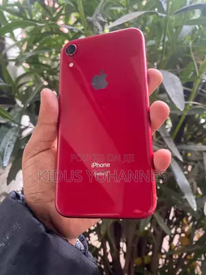 Apple XR 64 GB Red