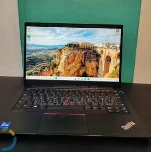 New Laptop Lenovo ThinkPad E14 Gen 4 16GB Intel Core i7 SSD 512GB
