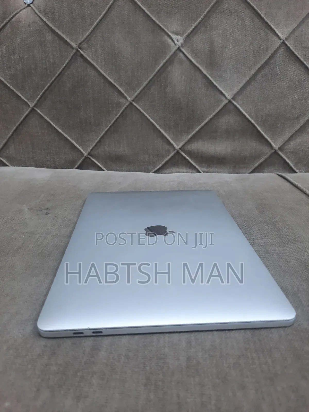 New Laptop Apple MacBook 2017 8GB Intel Core i5 SSD 256GB