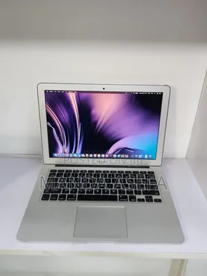New Laptop Apple MacBook Air 2012 4GB Intel Core i5 SSD 128GB