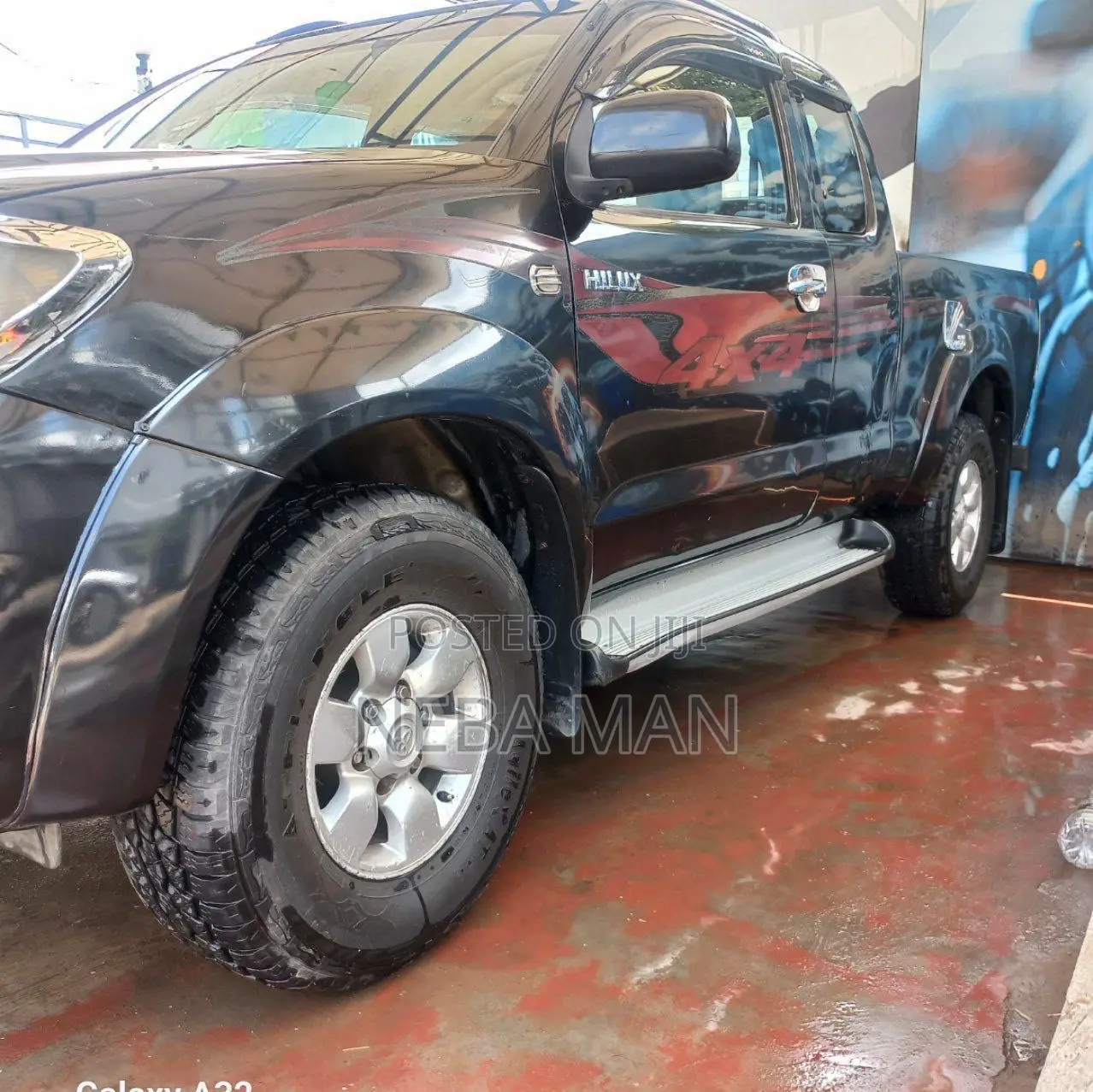 Toyota Hilux 2010 Black