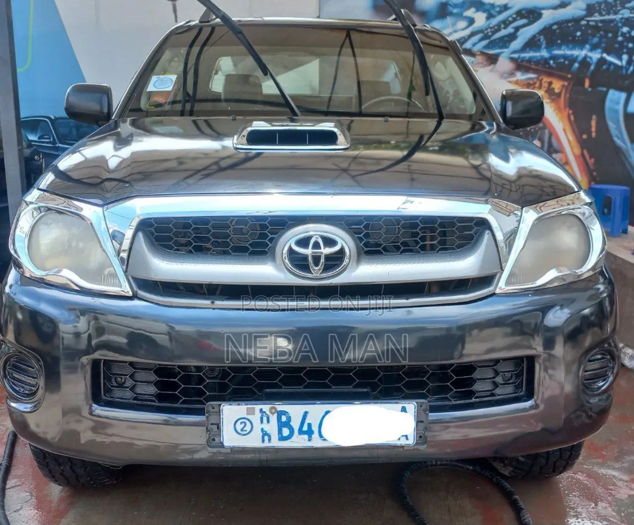 Toyota Hilux 2010 Black