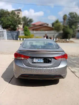 Hyundai Avante 2012 Gray
