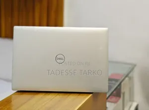 New Laptop Dell XPS 15 16GB Intel Core i9 SSD 512GB
