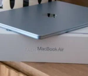 New Laptop Apple MacBook Air 2025 M4 13-inch 16GB Apple M4 SSD 256GB