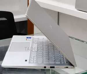 New Laptop Acer 8GB Intel Core i5 SSD 512GB