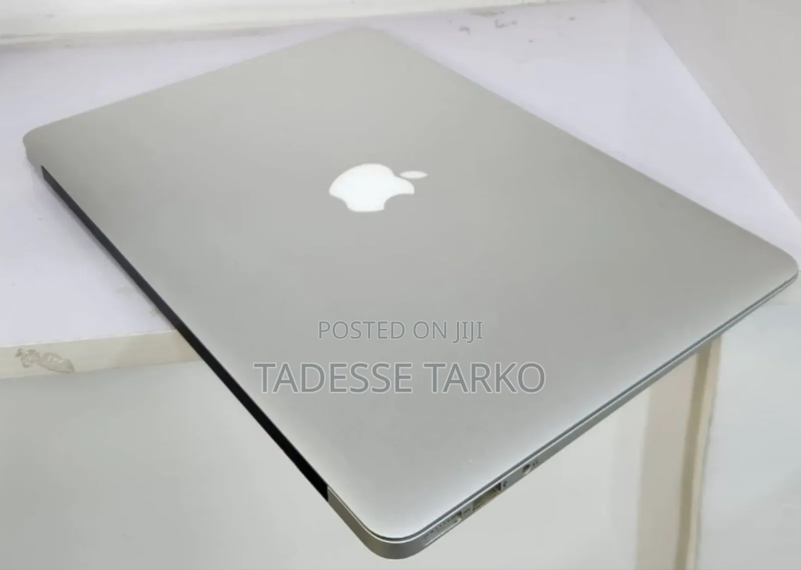 New Laptop Apple MacBook Air 2012 8GB Intel Core i5 SSD 128GB