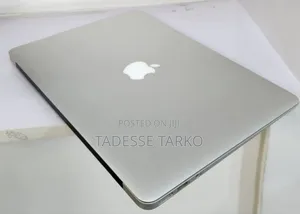 New Laptop Apple MacBook Air 2012 8GB Intel Core i5 SSD 128GB