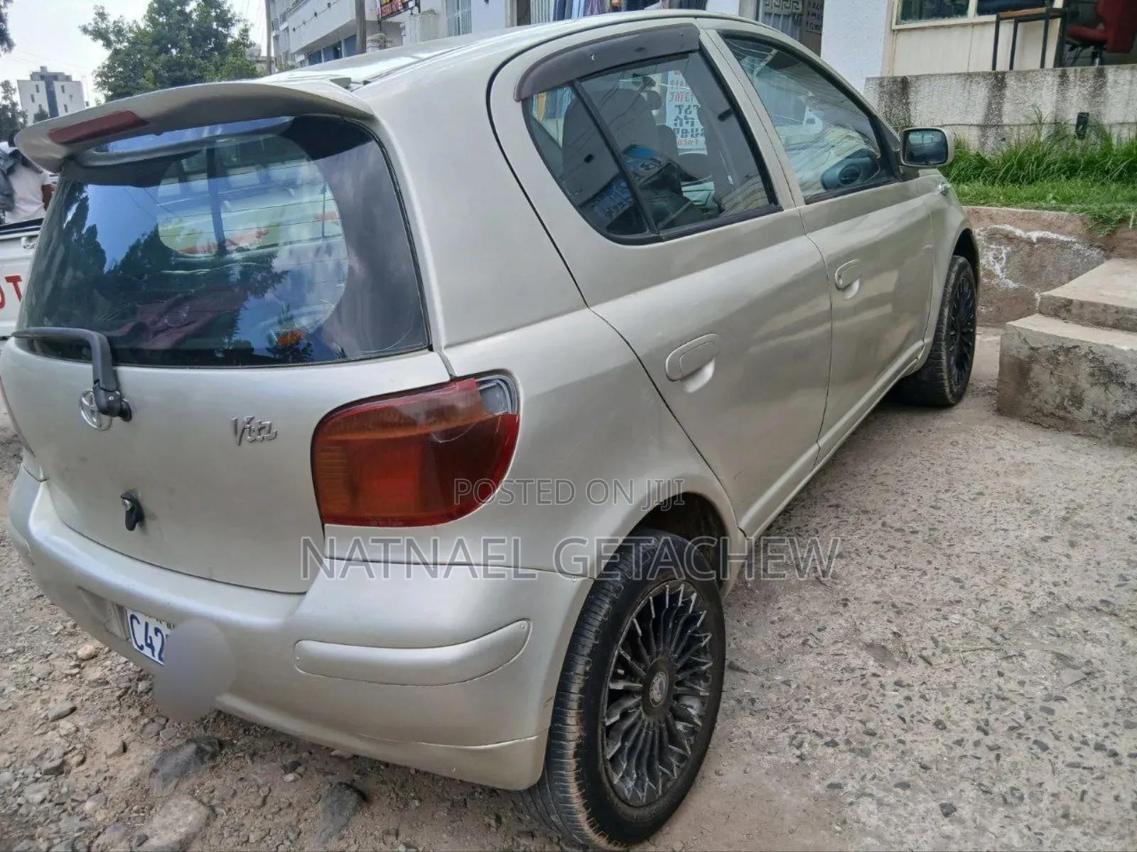 Toyota Vitz 2002 Gray