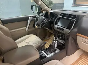 Toyota Land Cruiser Prado 2019