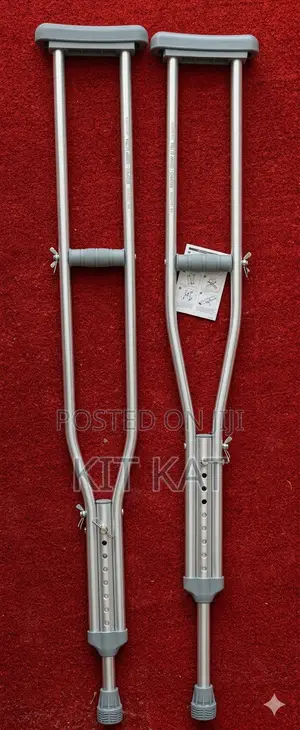 Adjustable Lightweight Aluminum Underarm Crutches