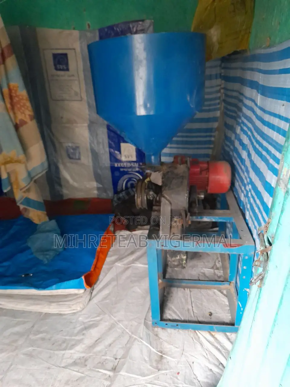 Salt Grinding Machine