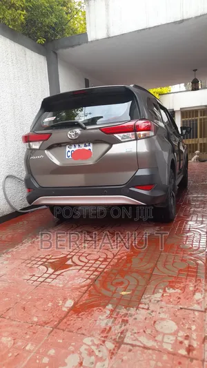 Toyota Rush 2022 Gray