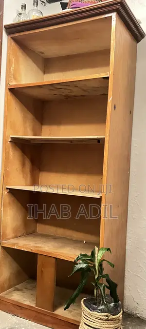 Wardrobe Satn