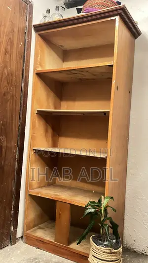 Wardrobe Satn