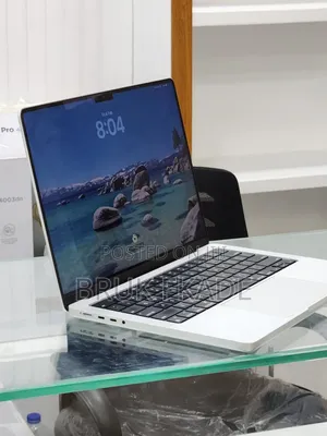 New Laptop Apple MacBook Pro M1 16GB Apple M1 Pro SSD 512GB