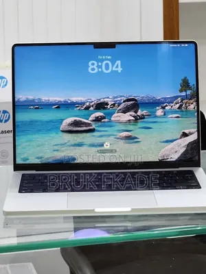 New Laptop Apple Macbook Pro 2025 M5 14-inch 16GB Apple M5 SSD 512GB