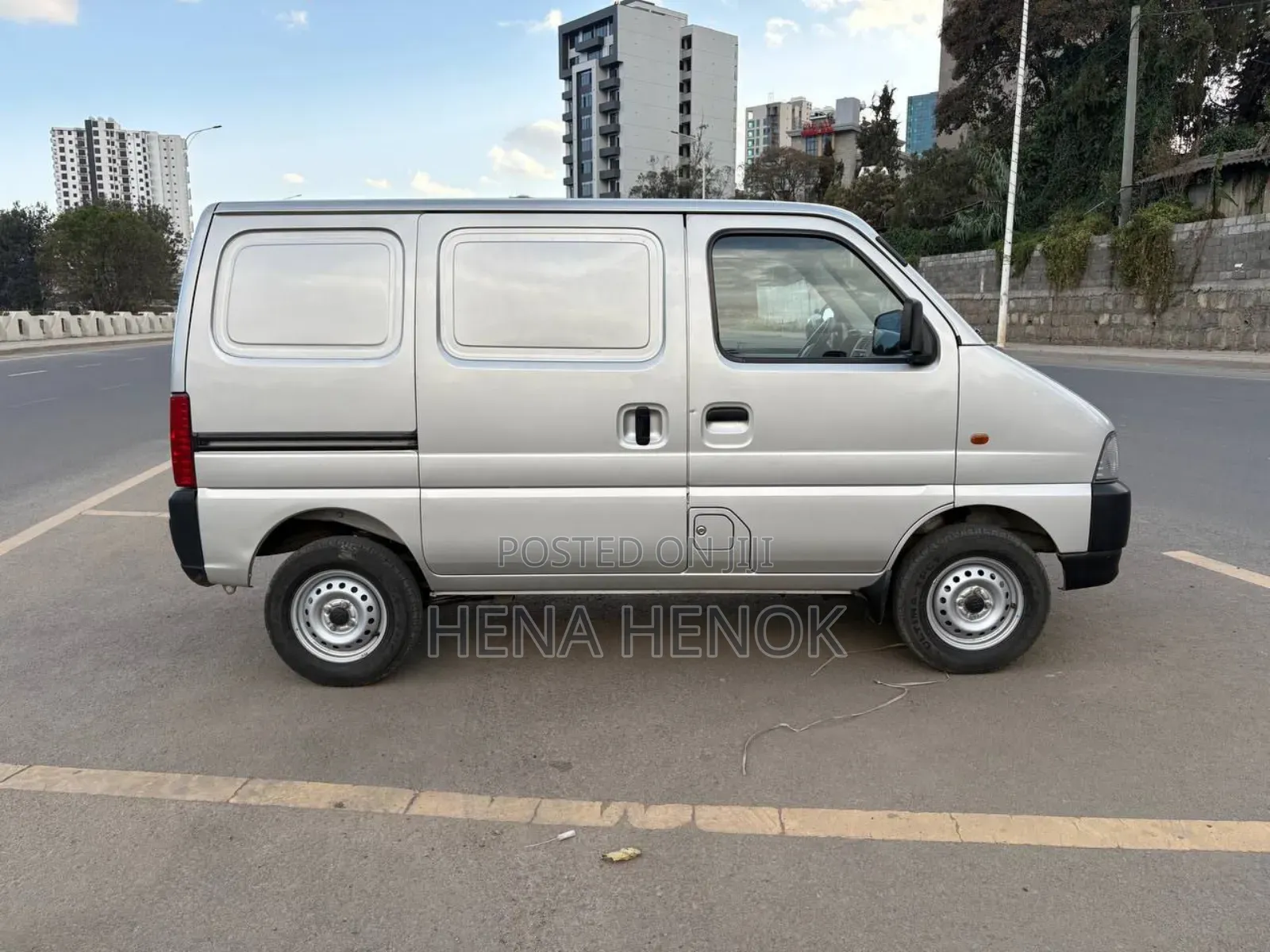 Suzuki APV Pan Vanel 2024 Silver