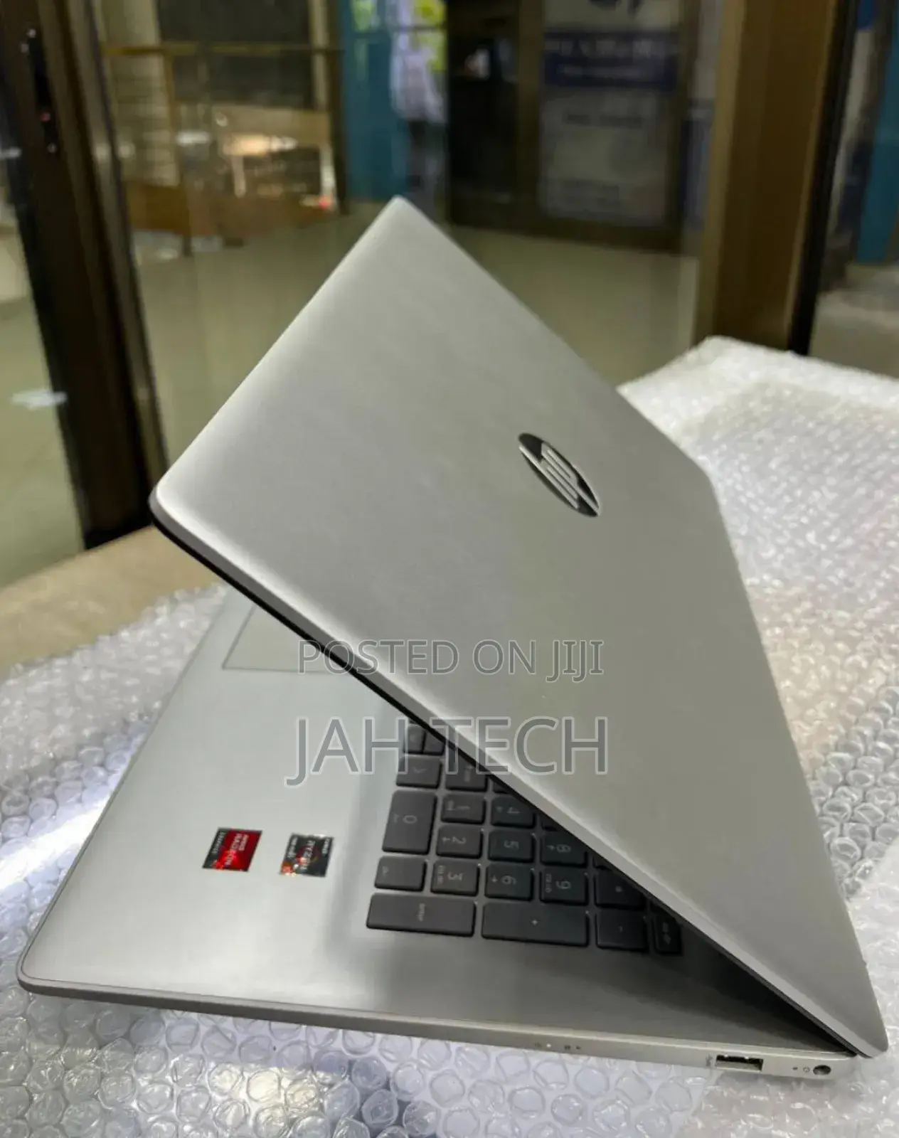 New Laptop HP Stream Notebook 8GB AMD Ryzen 5 SSD 512GB