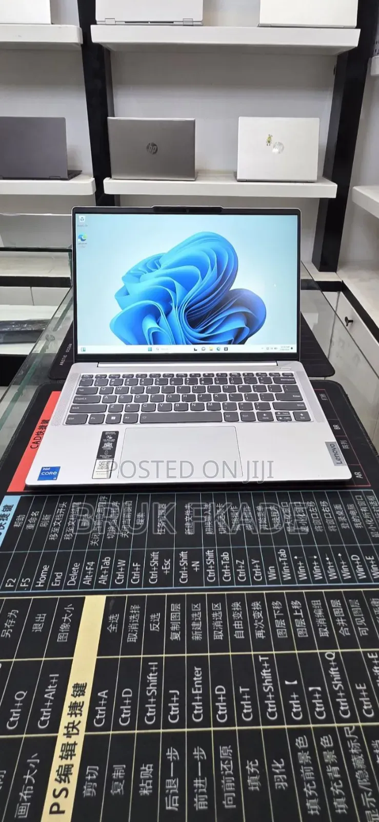 New Laptop Lenovo Ideapad 3 16GB Intel Core i5 SSD 512GB